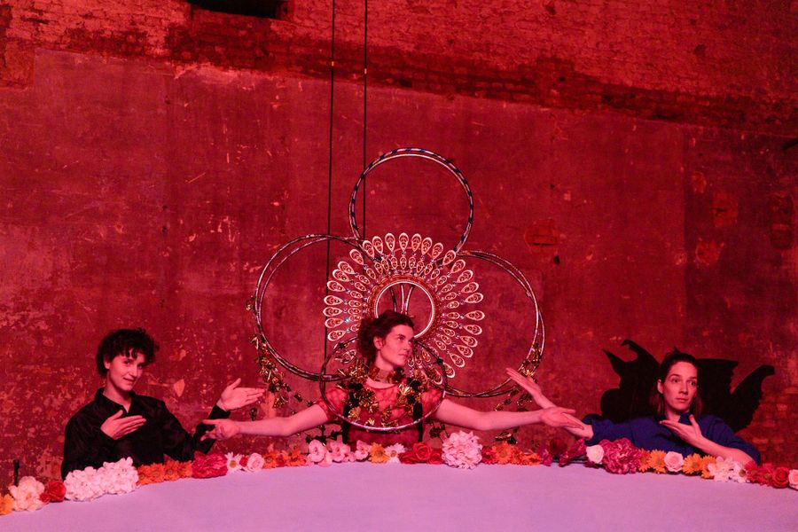 Beatrijs - Lola Bogaert, Sara Haeck & Yinka Kuitenbrouwer