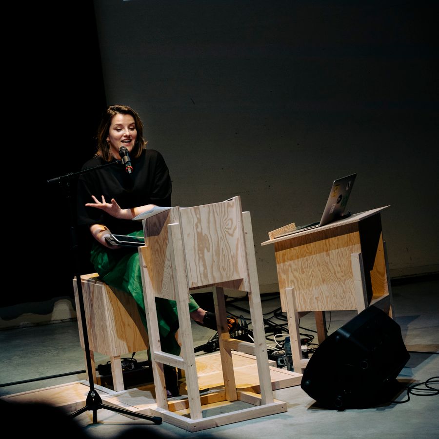 Salon Nenia - Katharina Smets & Revue Blanche