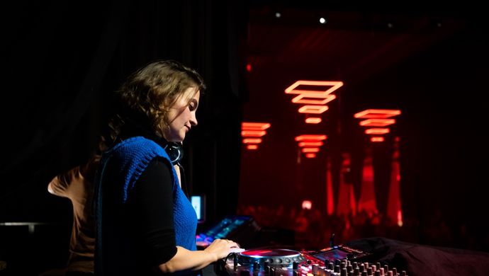 Dj Sanne