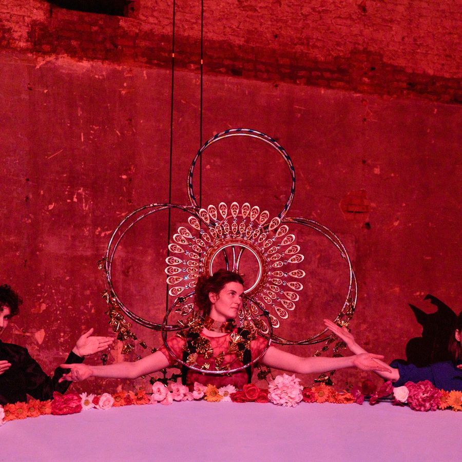 Beatrijs - Lola Bogaert, Sara Haeck & Yinka Kuitenbrouwer