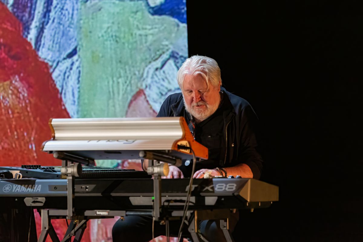 Ensor est un fou/Ensor is zot