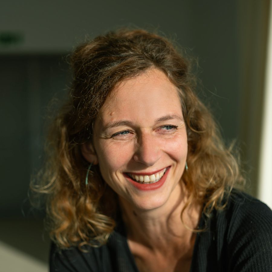 dienst woorden - Sarah Vanhee