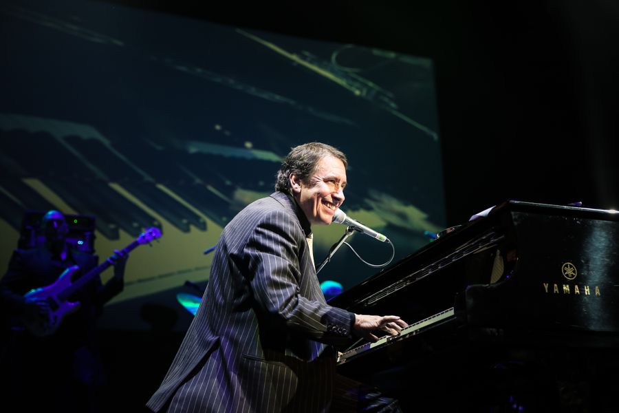 Jools Holland in concert